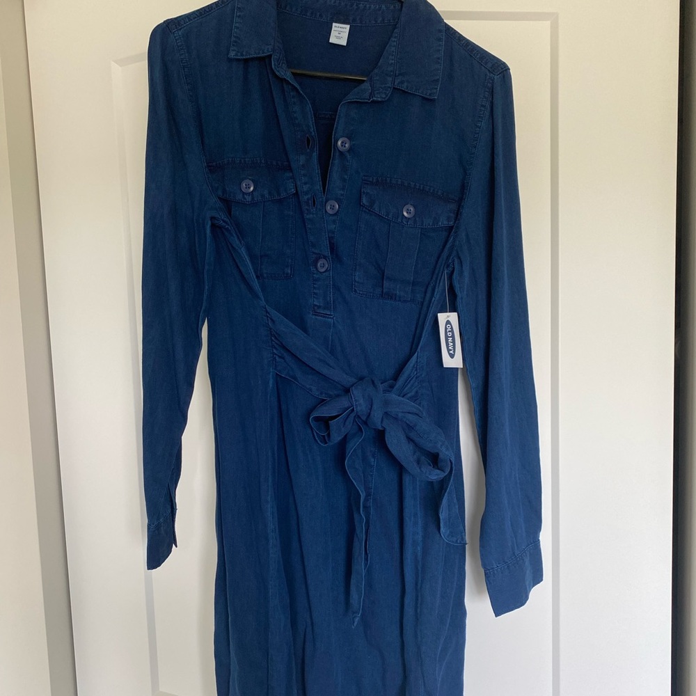 NWT Old Navy Maternity Chambray Utility Belt Dress